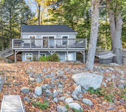 Little Star Lakeside Retreat