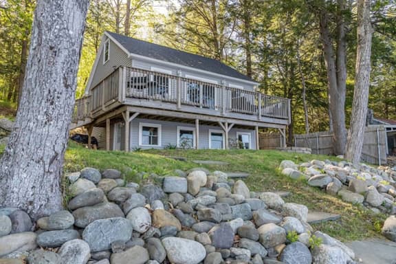 Little Star Lakeside Retreat